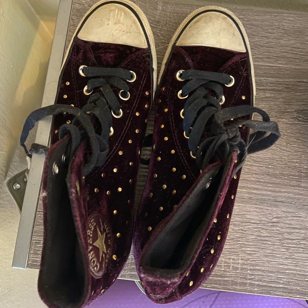 velvet burgundy studded converse